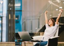 シンガポール"産休3カ月"復帰社会の幸せ