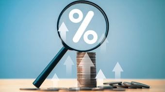 ｢普通預金に預けているだけ｣で損をする時代になった…金利上昇時にお金を育てる"元本割れほぼなし"の選択肢