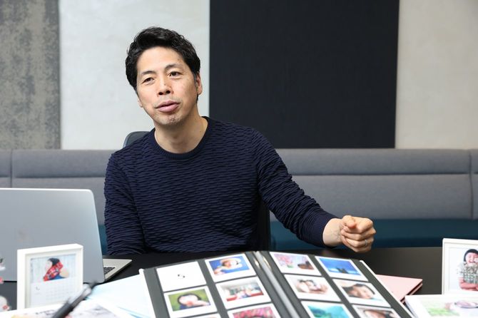 海外で受け入れられたアプリ名は、王道ともいえる「FamilyAlbum」だった