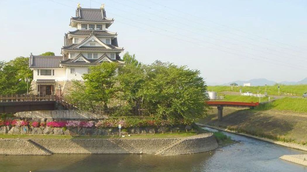 秀吉の｢一夜城｣とはまったく関係ない…墨俣城の跡地に建てられた総工費7億円の白亜のニセモノ天守の正体