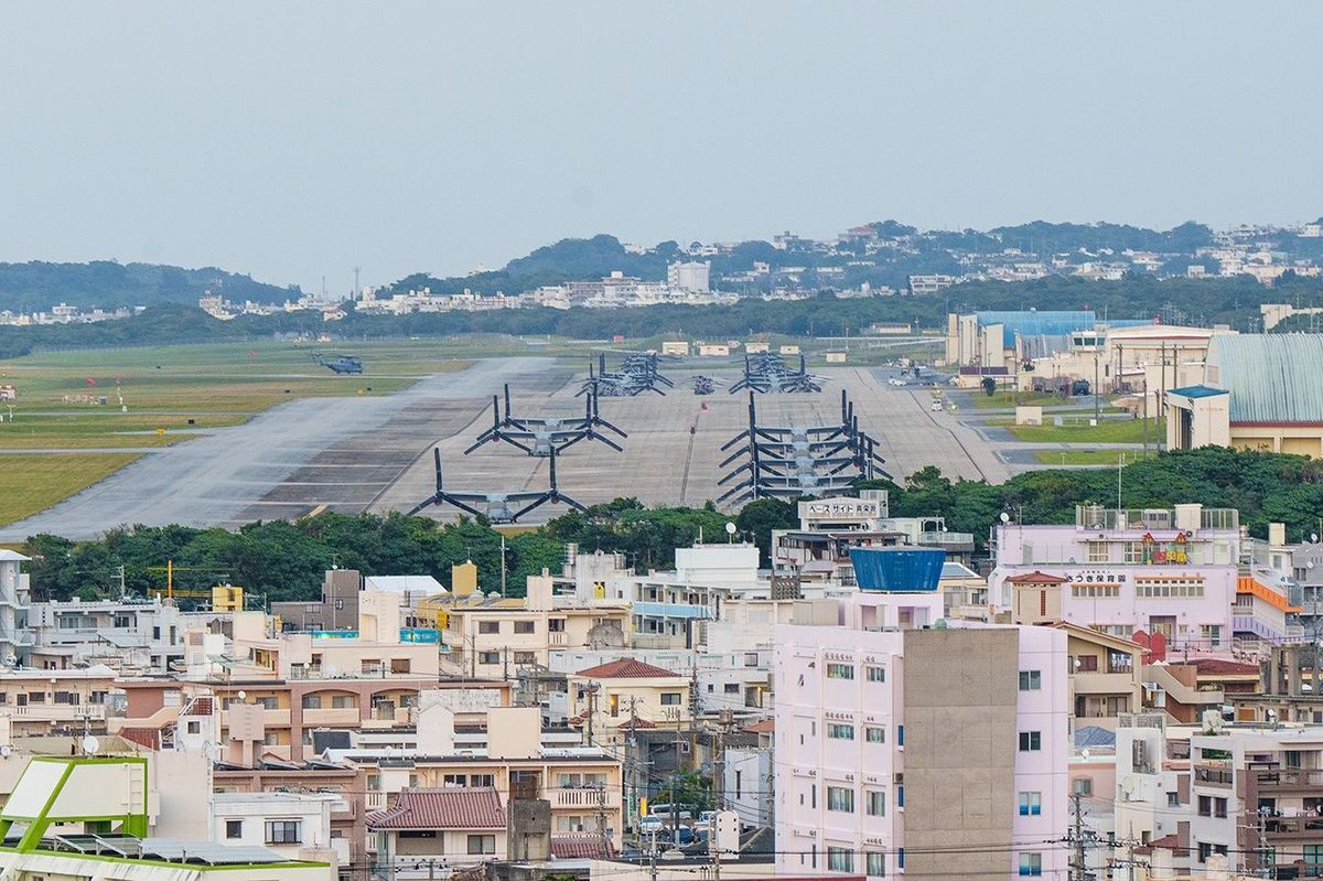 オスプレイが駐機している米普天間飛行場