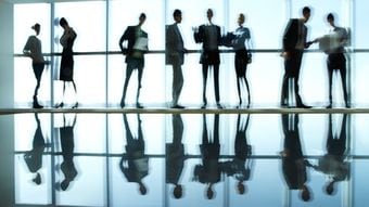 社内政治が巧みな"コミュ力おばけ"が出世する会社に限界がきている…日本企業にはびこる"閉塞感"の正体