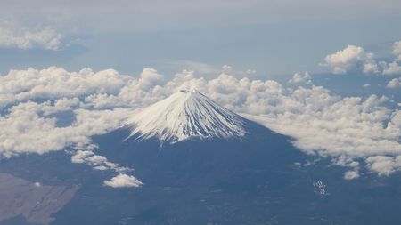 富士山が噴火すれば 大量の火山灰で首都圏は地獄に変わる 政府の専門家会議が天を仰いだ 残酷な事実 降灰そのものでは死なないが そのあとにすべてが止まる President Online プレジデントオンライン