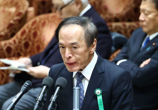 衆院予算委員会で答弁する日銀の植田和男総裁＝2024年2月22日午後、国会内