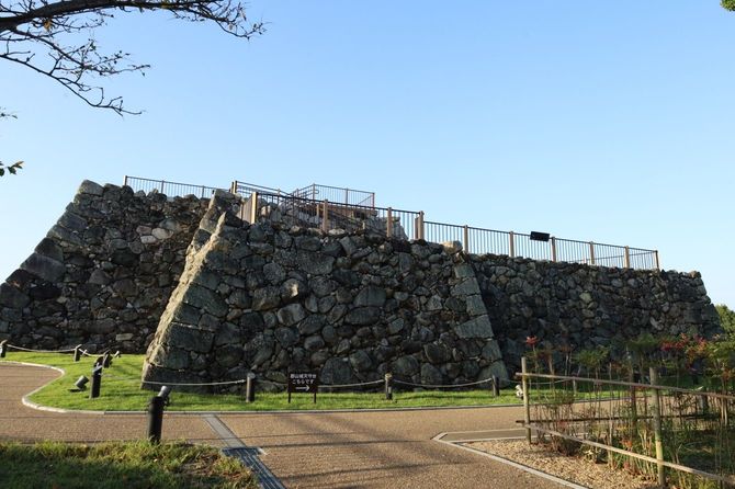 大和郡山城の天守台