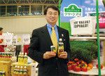 従業員向けに開かれたトップバリュ商品展示会(幕張、大阪、名古屋で開催)。来場者は消費者の立場に近い女性が中心だった。