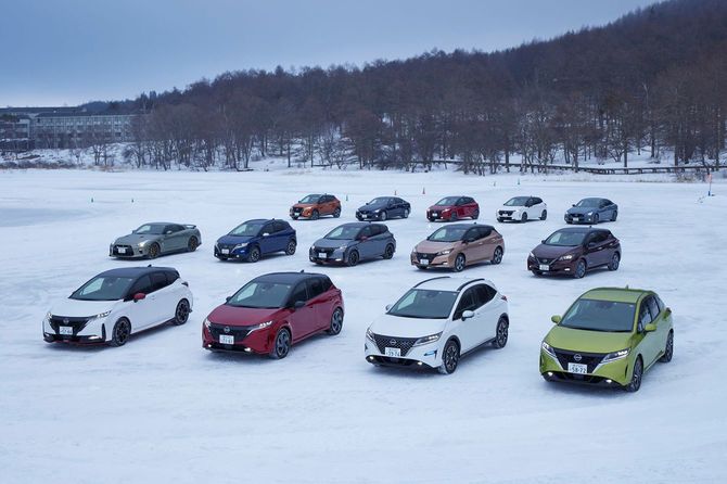 日産の電動車を中心とした氷上試乗が行われた