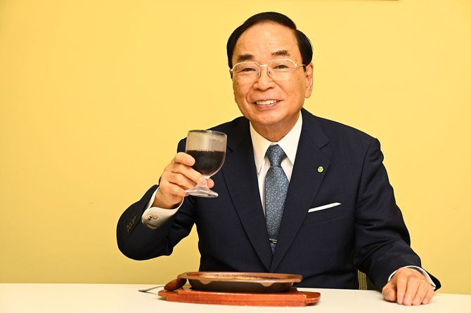 正垣泰彦会長
