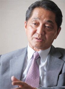 <strong>JFE HD社長 馬田一</strong>●1948年10月7日生まれ。73年、東大工学院修了、川崎製鉄入社。95年、鉄鋼企画部企画室長。99年、経営企画部長。2003年、JFEスティール専務。05年、同社長。10年、現職。