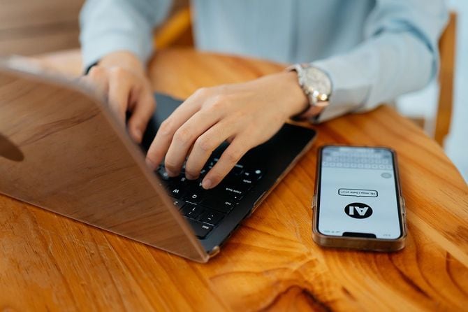 AIを活用する人