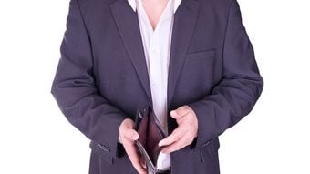 今のヤクザは｢半グレのマネをする乞食｣…平均年収1477万円から住民税非課税ギリギリに転落した事情