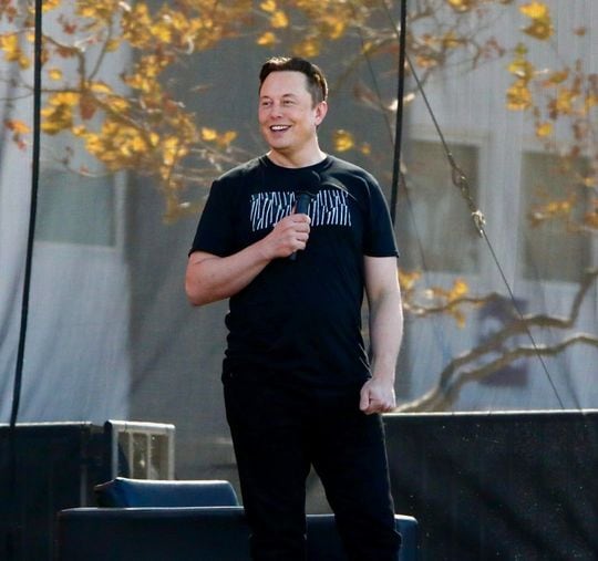 イーロン・マスク