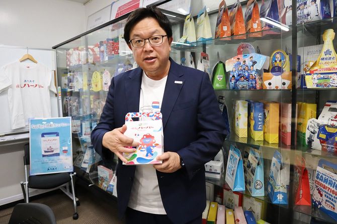 2025年開催の「大阪・関西万博」と、2027年に横浜で開催される「GREEN×EXPO 2027」の公式ライセンス商品、「ミャクミャク トゥンクトゥンク 横濱ハーバーダブルマロン」も発売した。