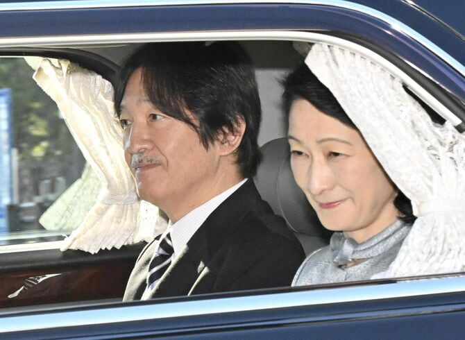 秋篠宮ご夫妻 両陛下に誕生日あいさつ