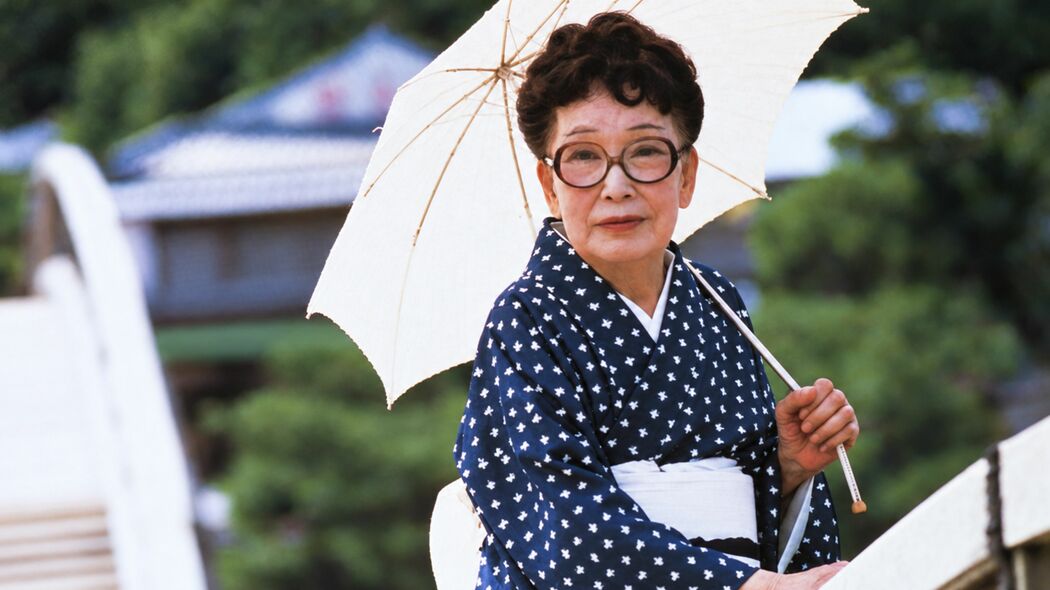 老眼で風呂上がりの裸姿が｢ヴィーナス｣に見えた…｢ブラッサム｣宇野千代の｢老いさえ楽しみに変える｣生き方