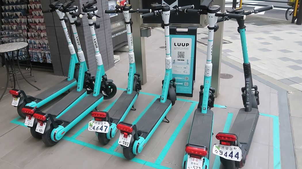 ｢首都高を走るバカLUUP｣はまだ序の口…ルール無視の危険電動キックボードがこれから増殖するワケ 無免許でより楽に走れるタイプが登場し､歩道はよりカオスに