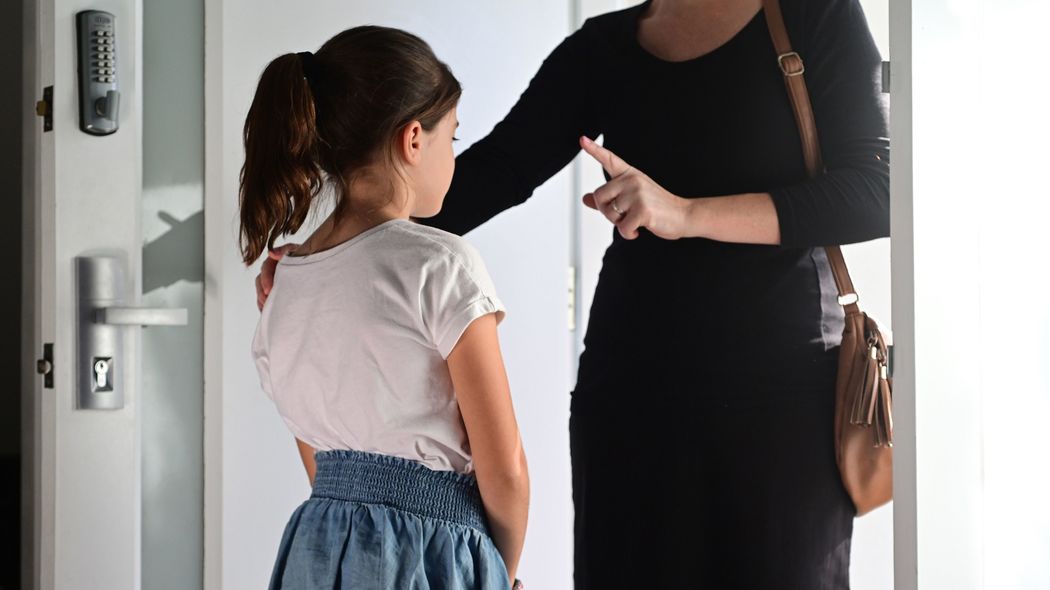 帰宅するたびにやる気がなくなる…子供の成績を下げる母親が玄関でやっている"最悪の声かけ" ｢どうしてこんなに頑張っているのに怒られないといけないの?｣