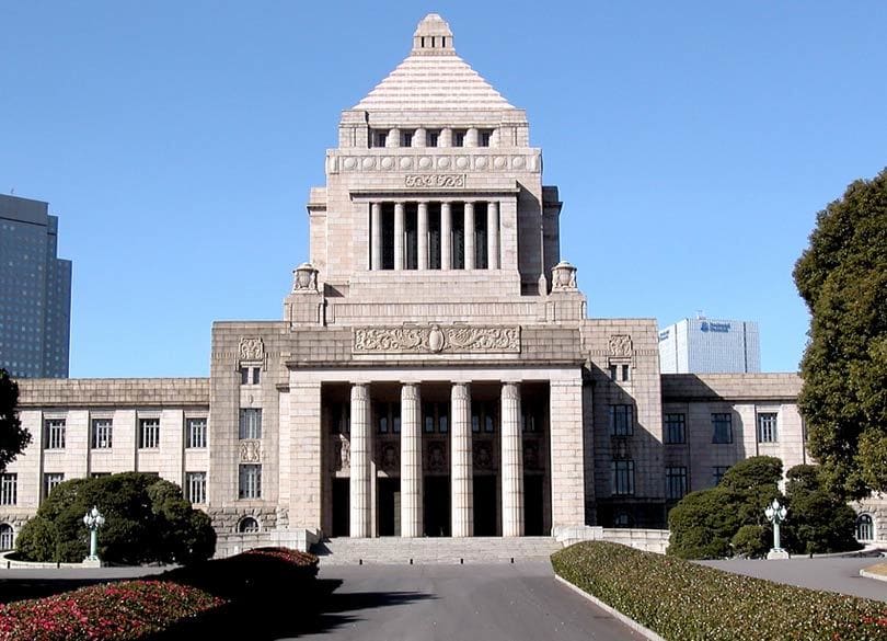 安倍「改憲メッセージ」は一発逆転の賭け 用意周到な「一石四鳥」作戦の成否