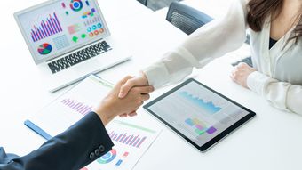 ビジネス書を読んで、本当に｢300万円で小さな会社｣を買った脱OL経営者