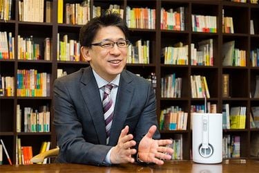 齋藤孝先生が新しい「ジェットウォッシャー ドルツ」を初体験