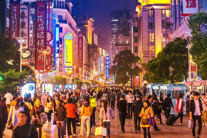 南京路のネオンサイン