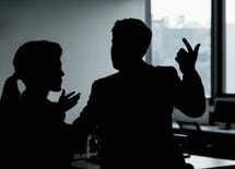 「パワハラで糾弾→メール謝罪」は間違い