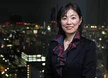 いきなりの転籍。それでも前向きに働き続けた理由　－日本IBM 荒川朋美さん【1】