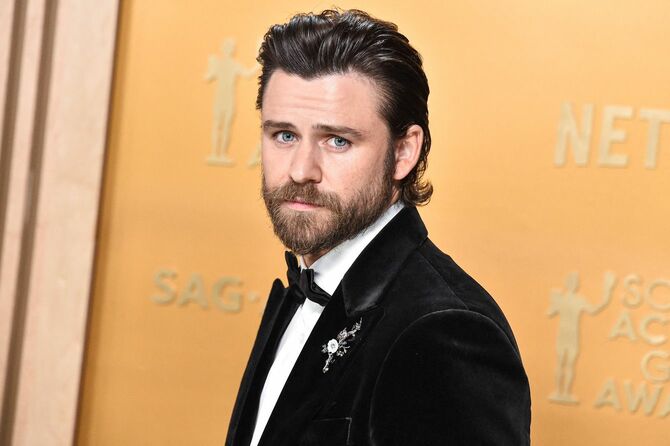 「ばけばけ」(NHK)でラフカディオ・ハーンをモデルにしたヘブンを演じたトミー・バストウ