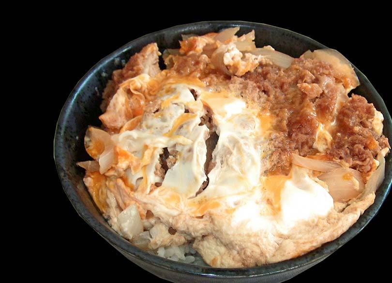 刑事ドラマの定番！「取調室のカツ丼」が消えた!?