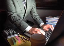 "プロフェッショナル"も働きすぎなのか？