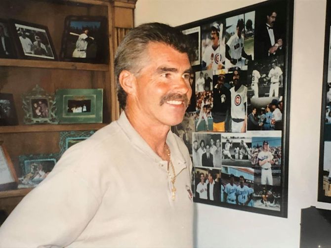 ビル・バックナー氏