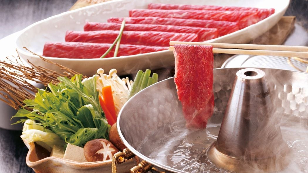 寿司でも天ぷらでも懐石料理でもない…エジプトから来日した超VIPが感激した｢みんなが大好きなチェーン店｣ 和牛も生魚もワインもあって完全個室で1人8000円以下