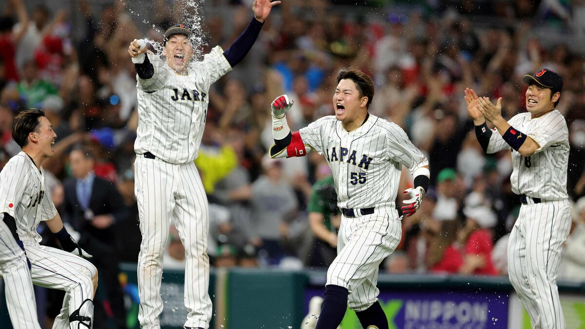 逸品】 144個限定 侍JAPAN WBC準決勝サヨナラボブルヘッド 村上宗隆 