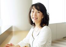 美大出身、大手流通、外資系を経て銀行へ