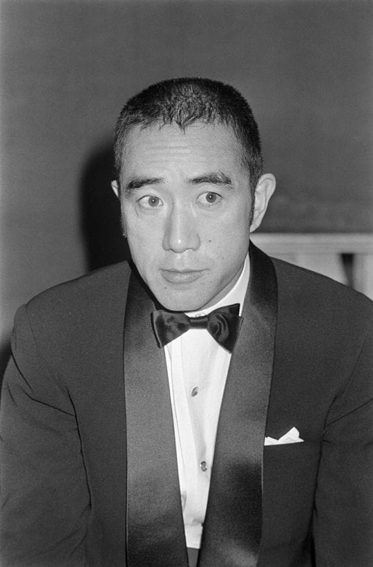 三島由紀夫(1968年10月撮影)