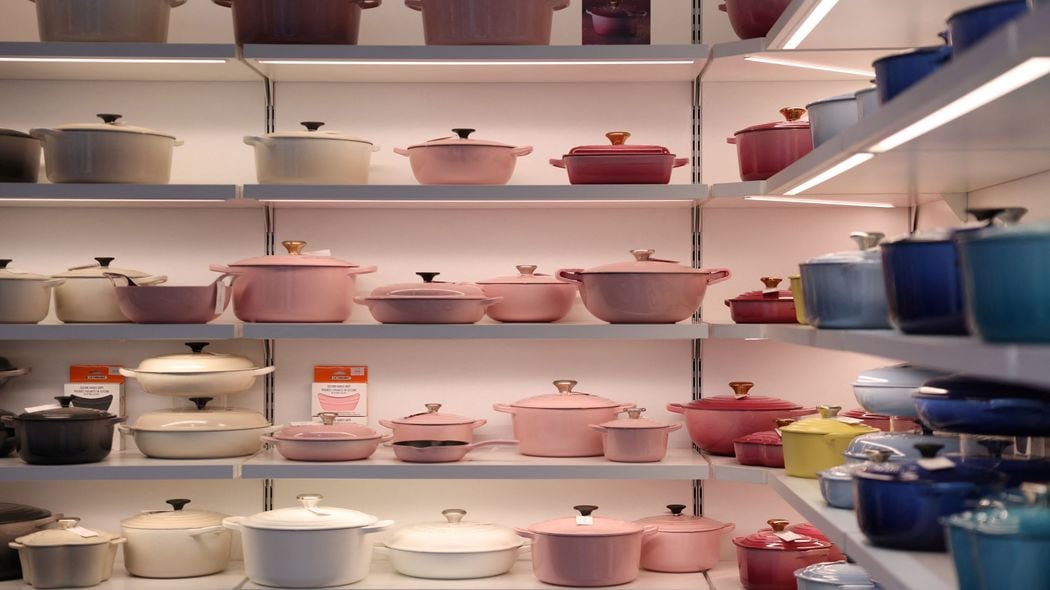 ル･クルーゼが人気の理由は｢映えるから｣だけではない…料理道具選びのプロが伝授｢使いやすい鍋の選び方｣ 鋳物ホーロー製で重いのに日本に定着したのにはワケがある