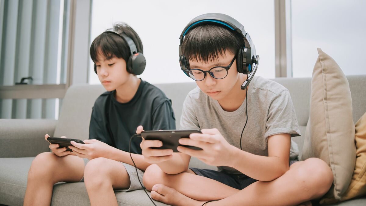 “Smartphone Use and Academic Performance: Study Finds Alarming Results for Children in Elementary and Junior High Schools”