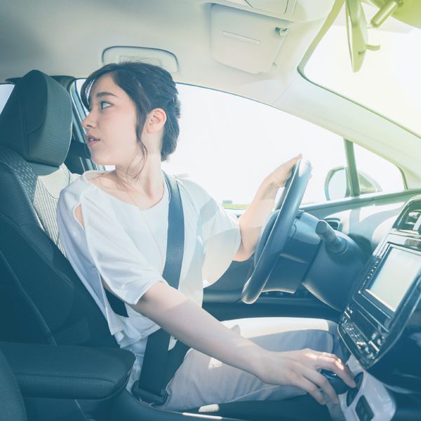 なぜ女性は男性よりクルマの駐車が苦手なのか 運転技術ではない脳科学的な説明 男性と女性では 脳の使い方 が違う President Online プレジデントオンライン