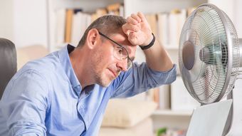 あなたvsクールビズ｢仕事能率と電力消費量から職場は26度がベスト｣