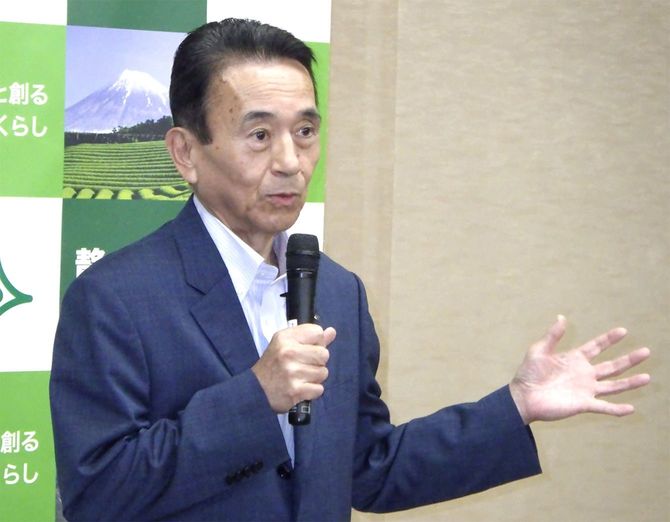 静岡県の鈴木康友知事