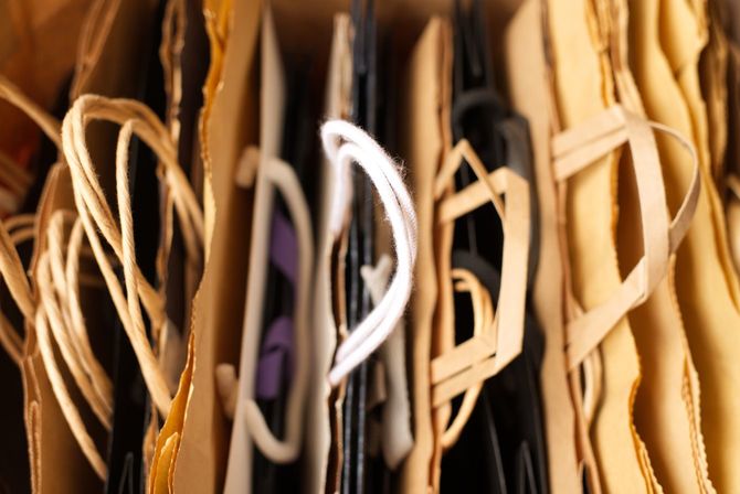 ストックしてある紙袋