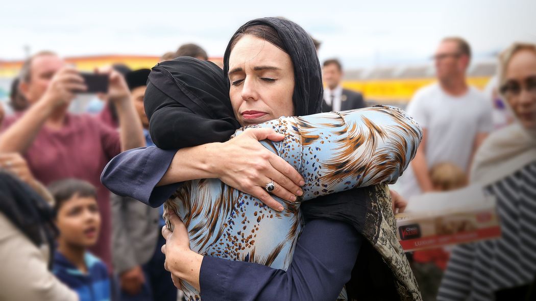 白人男性が大量殺人を犯しても｢テロ｣とは呼ばれない…その慣習を覆したニュージーランド首相の言葉 ニュージーランド史上最悪の日