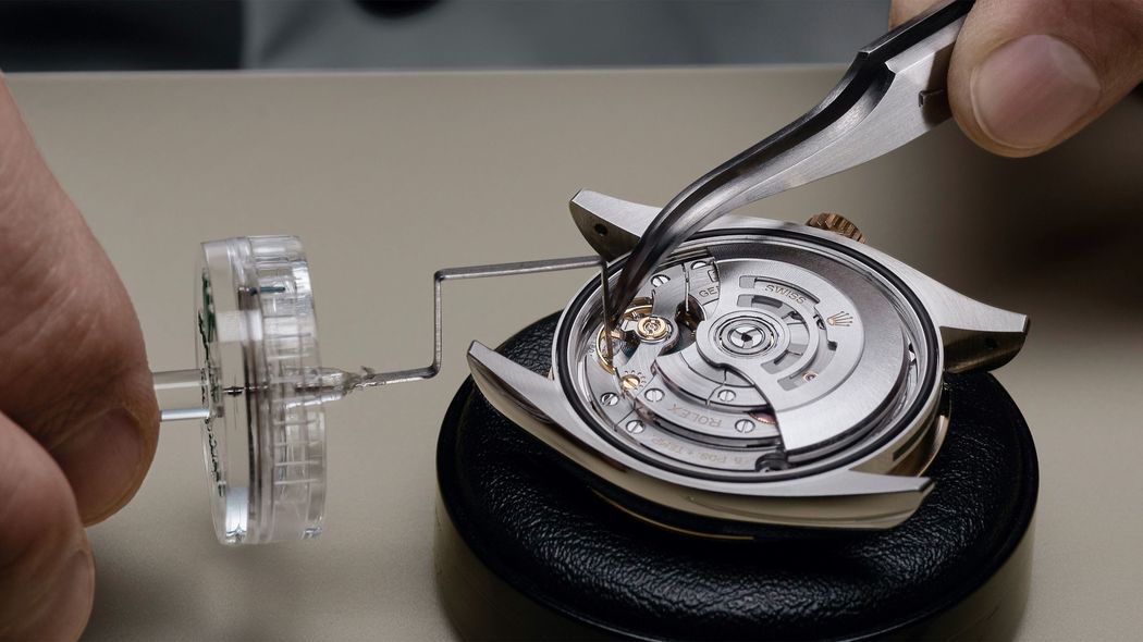 価値をつなぐ選択 永続性こそロレックスの真価｡その第一歩は丁寧なケアから始まる