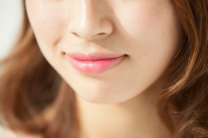 女性の顔のクローズアップ