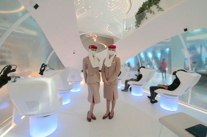 エキスポ2020ドバイ内　エミレーツ航空パビリオンのVRを使った未来の飛行体験