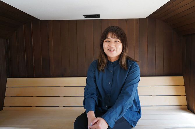 人を喜ばせる仕事がしたいと語る代表の松原さん。