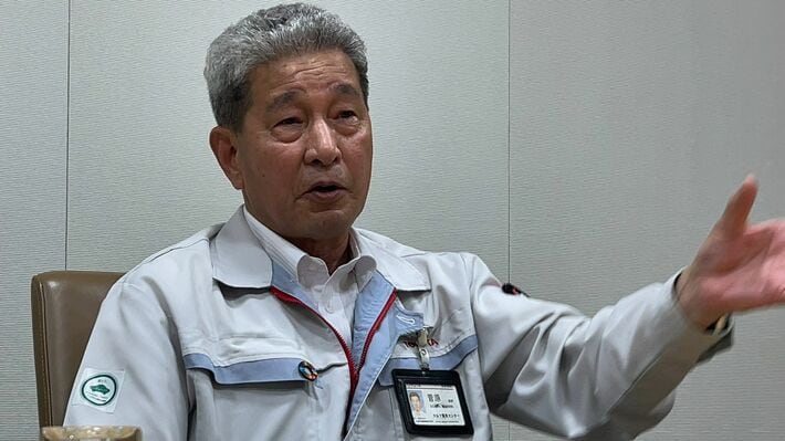 トヨタ工業学園出身で、テストドライバーを30年務めているトヨタ自動車の菅原政好さん