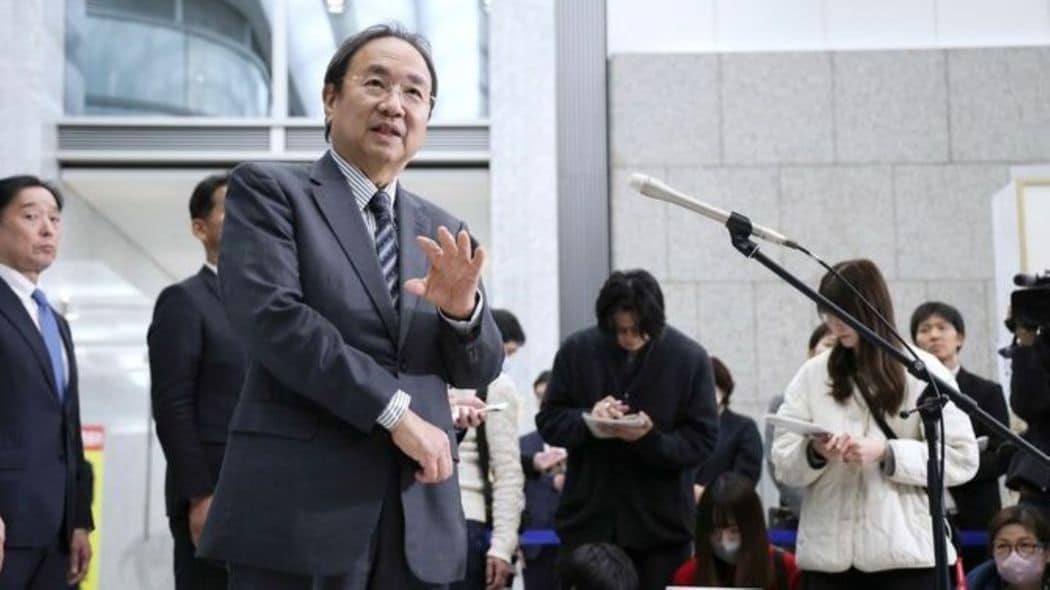 フジテレビと共倒れ｢負のスパイラル｣・まるで正義のヒーロー気取り・猫背の原因は肩でも背中でもない 編集者が選ぶ今週の3本