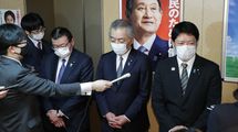 ｢公明党は辞職したのに｣"夜のクラブ活動"の3人が議員辞職しない本当の理由