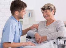 親の自宅介護を"休職制度で乗り切る"方法